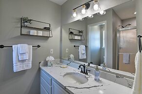 West Galveston Home ~ Steps From Terramar Beach!