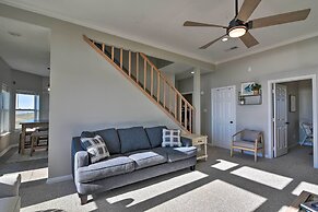 West Galveston Home ~ Steps From Terramar Beach!