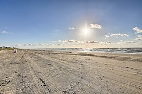 Ocean Views & 2 Decks: Beach House in Galveston