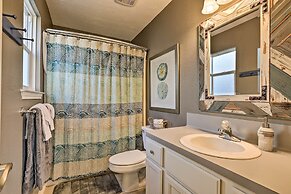 Ocean Views & 2 Decks: Beach House in Galveston