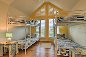 Ocean Views & 2 Decks: Beach House in Galveston