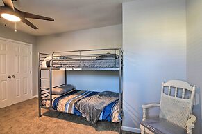 1/2 Mi to Beach: Convenient Retreat in Galveston!