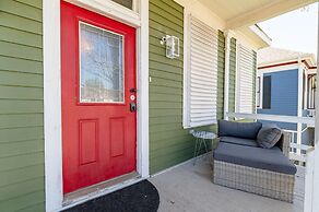 Galveston Victorian - Walk to the Strand & Beach