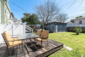 Galveston Victorian - Walk to the Strand & Beach