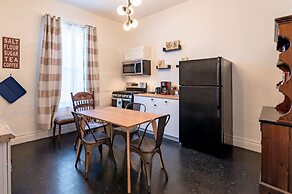 Galveston Victorian - Walk to the Strand & Beach