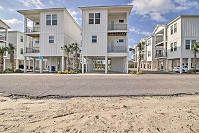 Gulf Shores Home w/ Shared Pool, 2 Blocks to Beach