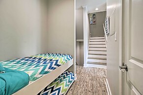 Gulf Shores Home w/ Shared Pool, 2 Blocks to Beach