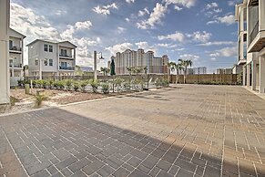 Gulf Shores Home w/ Shared Pool, 2 Blocks to Beach