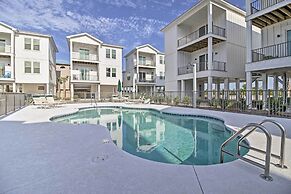 Gulf Shores Home w/ Shared Pool, 2 Blocks to Beach