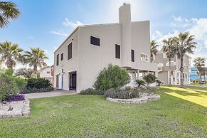 Walk to Pirates Beach - Luxe Galveston Home