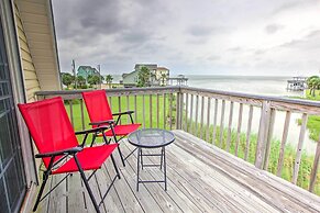 Waterfront Galveston Bay Retreat < 1 Mi to Beach!