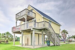 Waterfront Galveston Bay Retreat < 1 Mi to Beach!