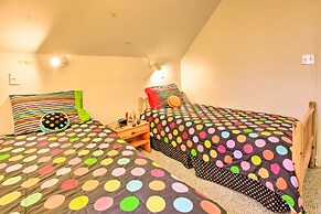 Waterfront Galveston Bay Retreat < 1 Mi to Beach!