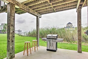 Waterfront Galveston Bay Retreat < 1 Mi to Beach!
