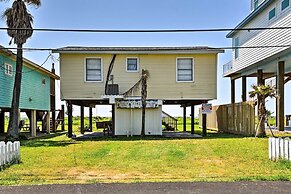 Galveston Beach House w/ Private Deck & Gulf Views