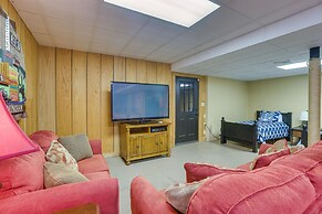 Waterfront Lay Lake Retreat w/ Dock & 3 Piers!