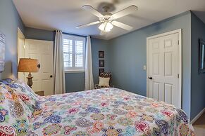 Waterfront Lay Lake Retreat w/ Dock & 3 Piers!