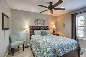 Waterfront Lay Lake Retreat w/ Dock & 3 Piers!