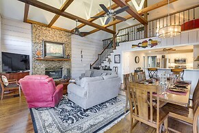 Waterfront Lay Lake Retreat w/ Dock & 3 Piers!