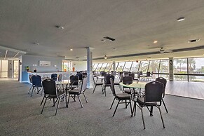 Cozy Condo w/ Gulf View, Bird Watching + Telescope