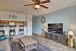 Kailua-kona Condo w/ Lanai, Walk to Beach + Pier!