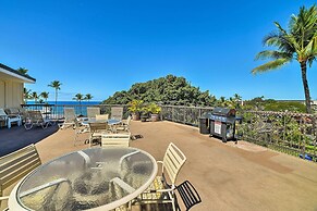 Downtown Air Conditioned Condo: Walk to Beaches