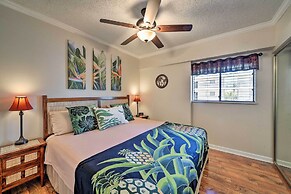 Downtown Air Conditioned Condo: Walk to Beaches