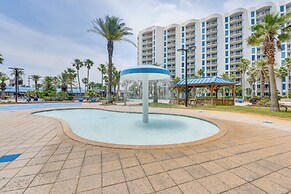 Walk to Beach: Poolside Oasis in Palms of Destin!