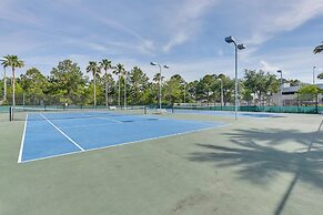 Walk to Beach: Poolside Oasis in Palms of Destin!