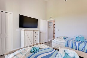 Coastal-zen Ruskin Retreat < 1 Mi to Beach!