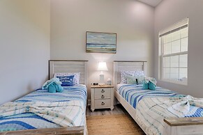 Coastal-zen Ruskin Retreat < 1 Mi to Beach!