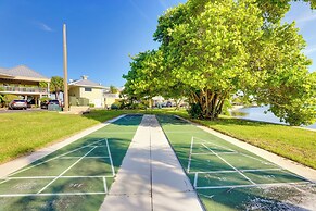 Coastal-zen Ruskin Retreat < 1 Mi to Beach!