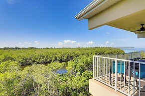 Coastal-zen Ruskin Retreat < 1 Mi to Beach!