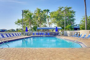 Coastal-zen Ruskin Retreat < 1 Mi to Beach!