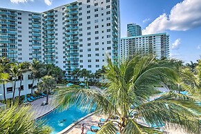 Beachfront Condo w/ Pool Access in Hollywood!