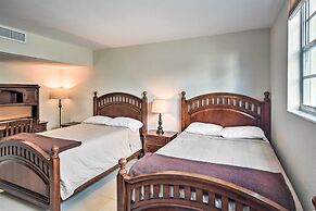 Beachfront Condo w/ Pool Access in Hollywood!