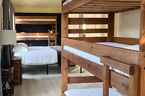 Boho-chic Home w/ Game Room Near Lake Gregory!