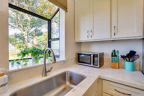 Top-floor Kailua Bay Resort Condo w/ Ocean Views!