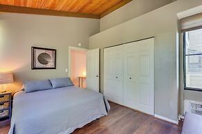 Top-floor Kailua Bay Resort Condo w/ Ocean Views!