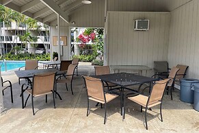 Top-floor Kailua Bay Resort Condo w/ Ocean Views!