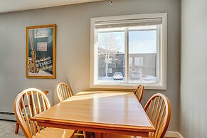 7 Mi to Ski Resort: Dillon Condo w/ Mtn Views
