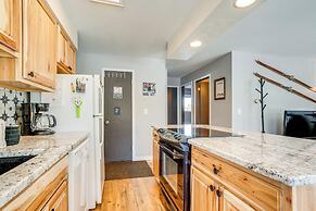 7 Mi to Ski Resort: Dillon Condo w/ Mtn Views