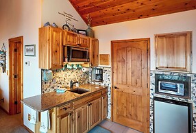 Cozy Schroeder Studio w/ Deck on Lake Superior