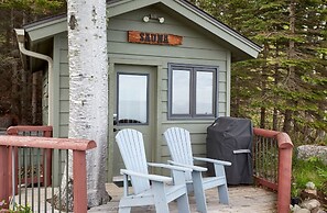 Cozy Schroeder Studio w/ Deck on Lake Superior