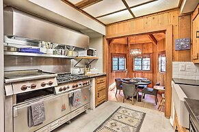 Cimarron Lodge Retreat With 3 Decks & Grill!