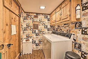 Cimarron Lodge Retreat With 3 Decks & Grill!