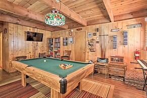 Delightful Family Cabin: Walk to Lake Gregory!