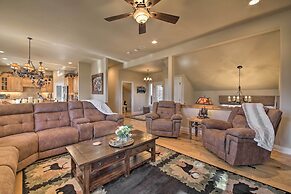 Sugar Bear Lodge w/ Game Room - 5 Mi to Village!