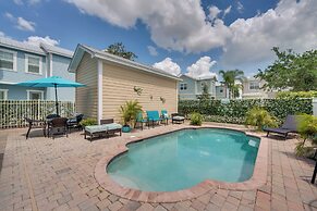 6 Mi to Disney: Lakefront Reunion Resort Home