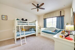 6 Mi to Disney: Lakefront Reunion Resort Home
